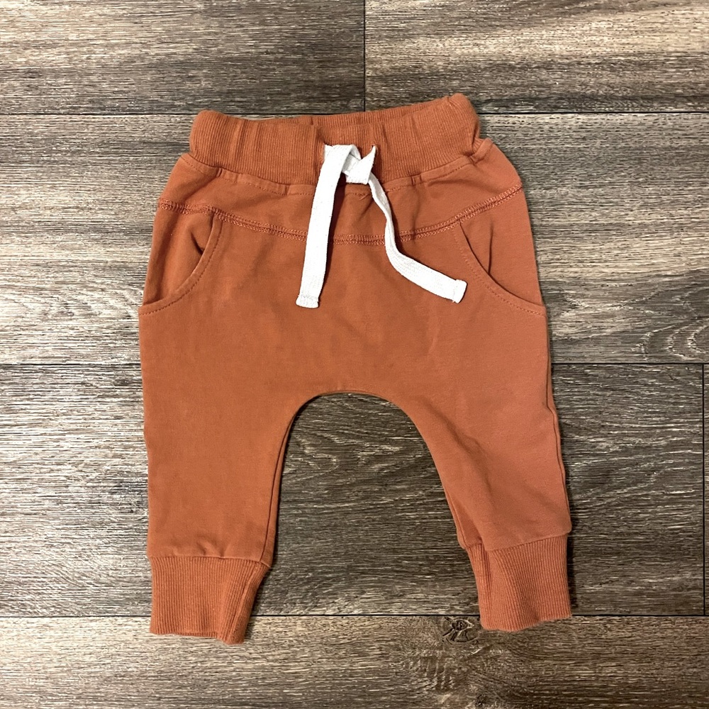 Little Bipsy- Rust joggers (Fall 2020) 3-6 months